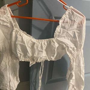 Adorable laced front long sleeve h &m divided small white new with tags